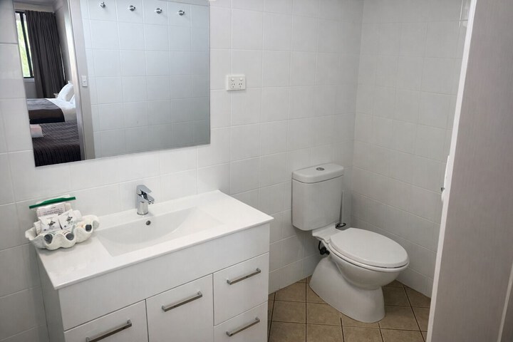 Room 18 of 24