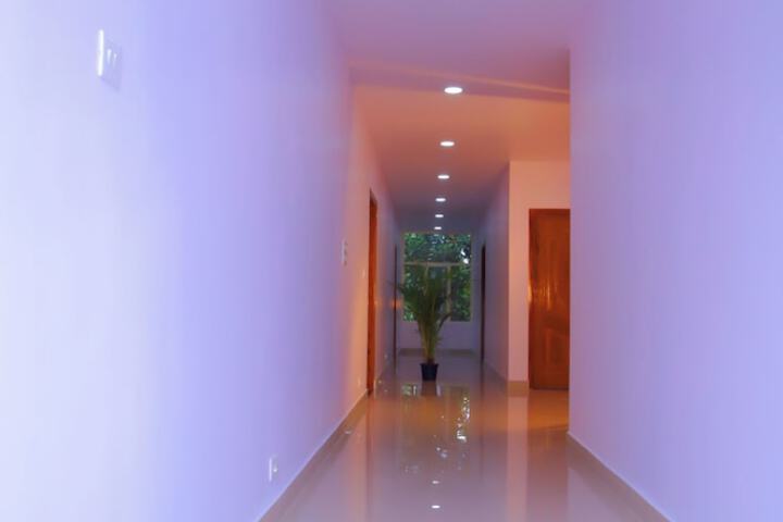 Ballroom/Hall 15 of 19