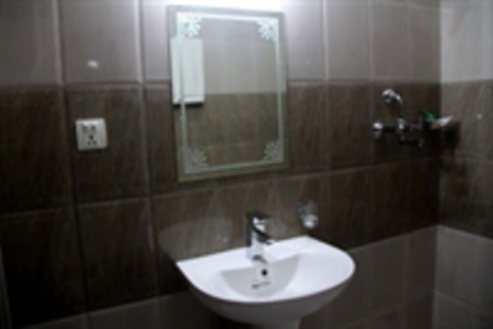 HOTEL BLISS INTERNATIONAL