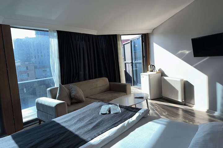 Room 11 of 56