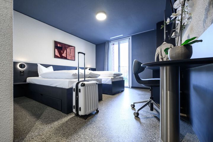 Room 5 of 21