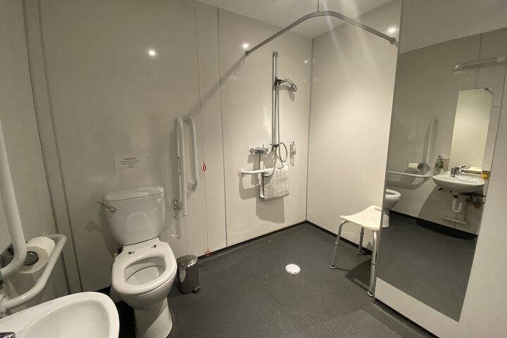 Room 35 of 64