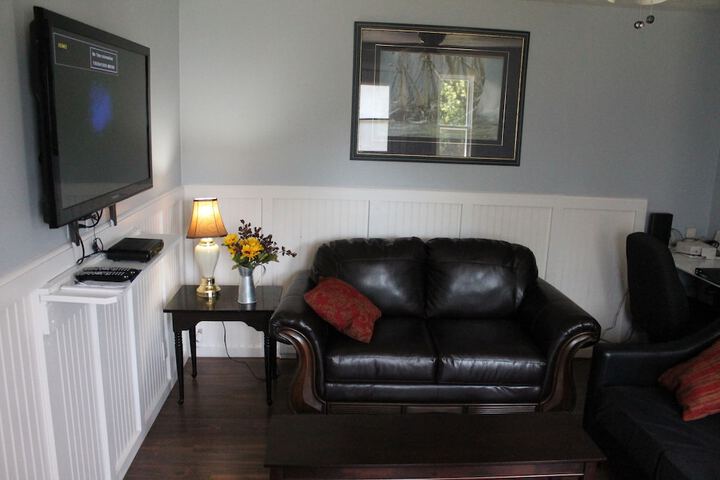 Room 16 of 100
