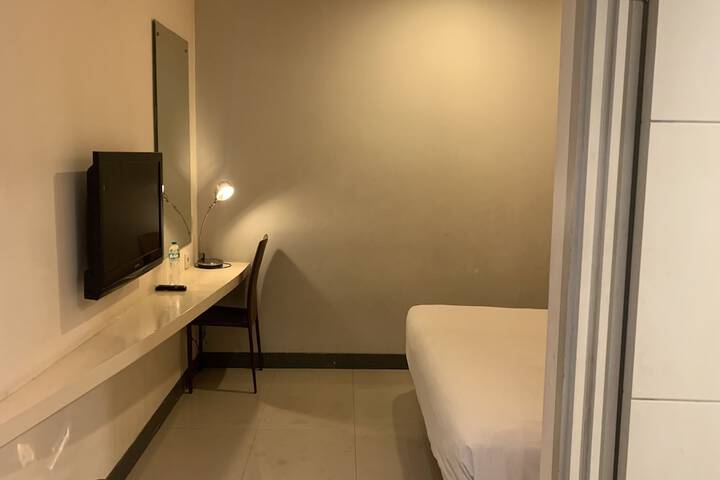 Room 20 of 50