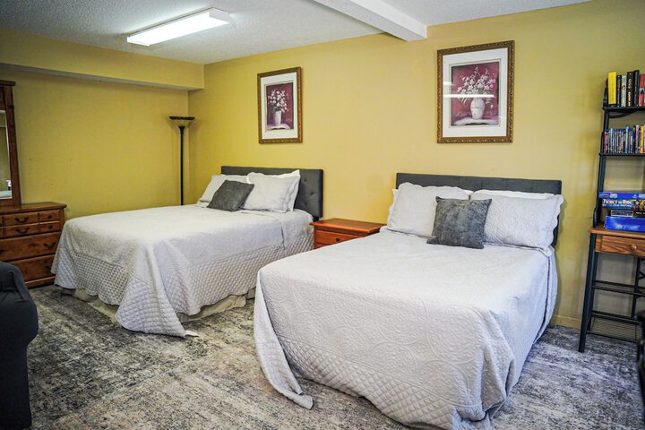 Room 30 of 232