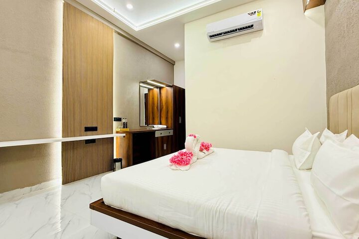 Room 22 of 176