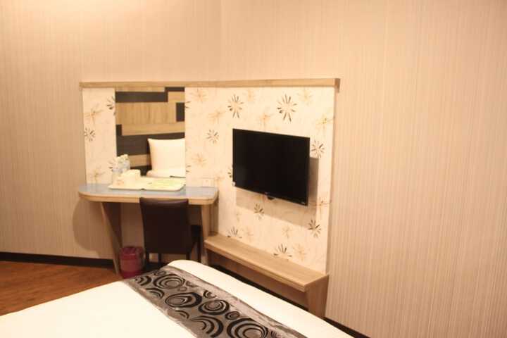 Room 13 of 91