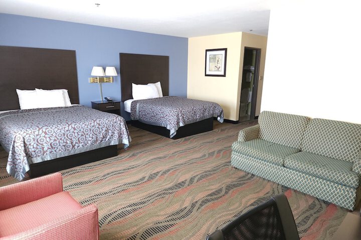 Room 8 of 27