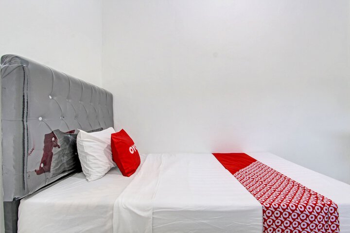 Room 10 of 26