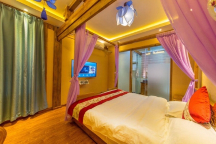 LIJIANG JUXIAN INN