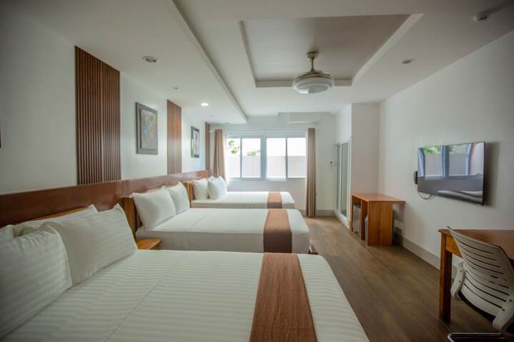 Room 30 of 72