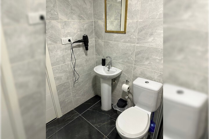 Room 25 of 43