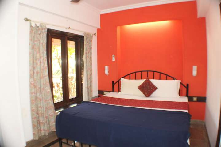 Room 11 of 22