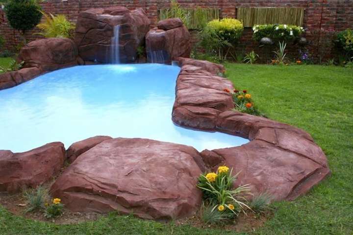 Pool 45 of 61