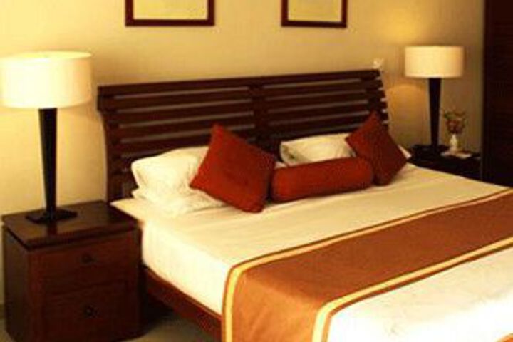 Riverina Hotel