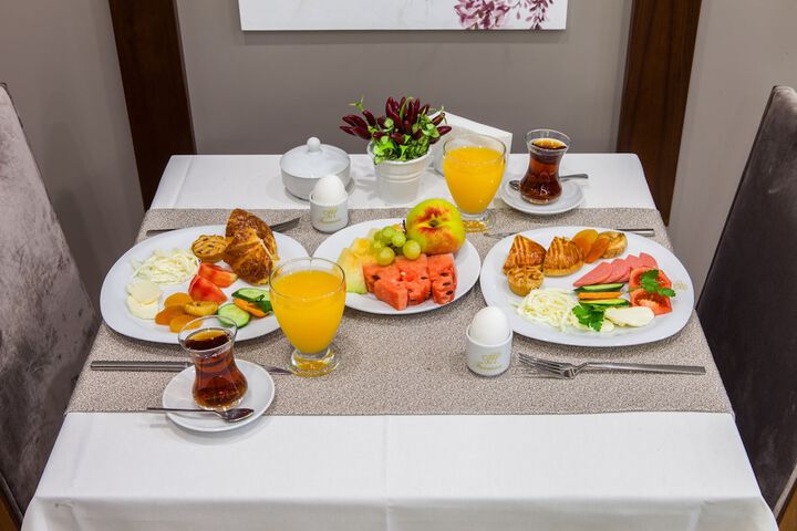 Breakfast/Coffee Service 57 of 75
