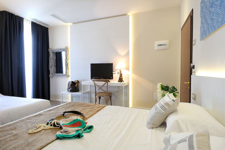 Room 6 of 57