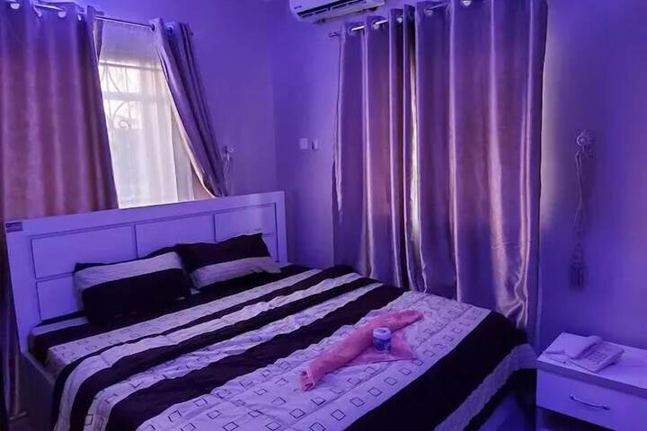 Room 2 of 22
