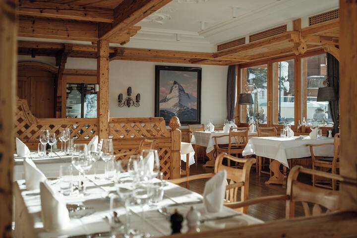 Dining 54 of 70