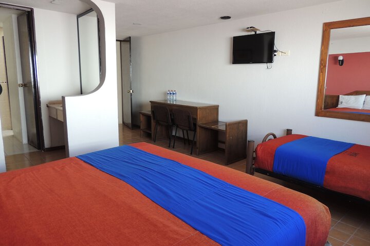 Room 12 of 49