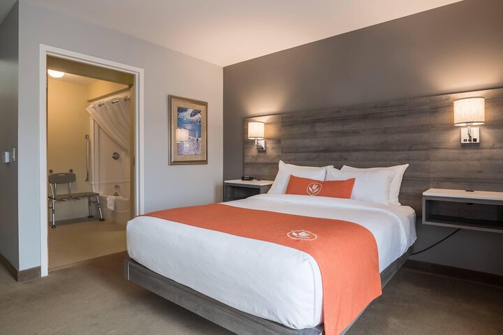 Room 44 of 109