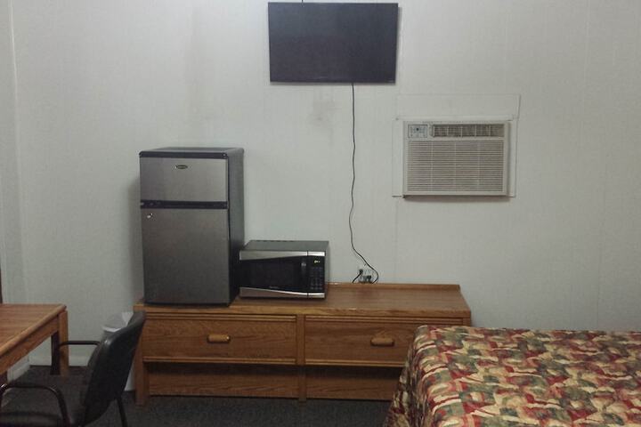 Room 4 of 10