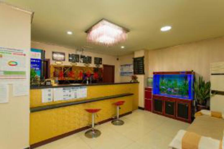 Huizhifeng Hotel
