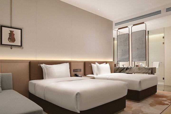 Room 26 of 57
