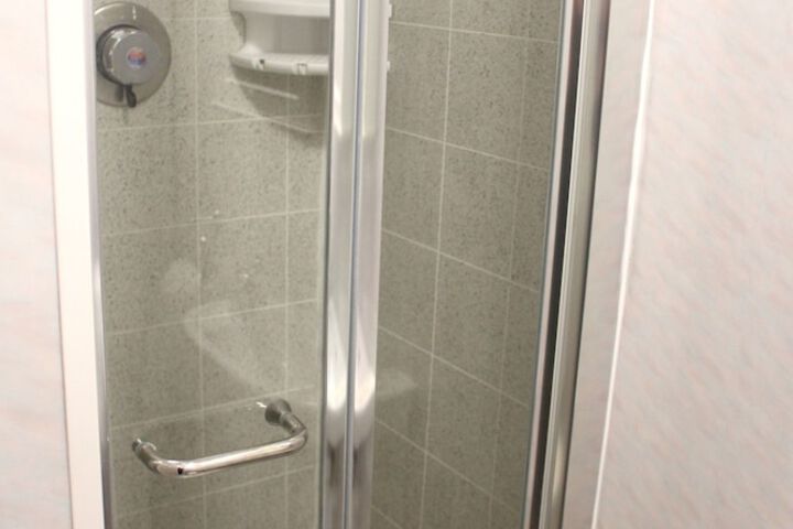 Clean Restrooms