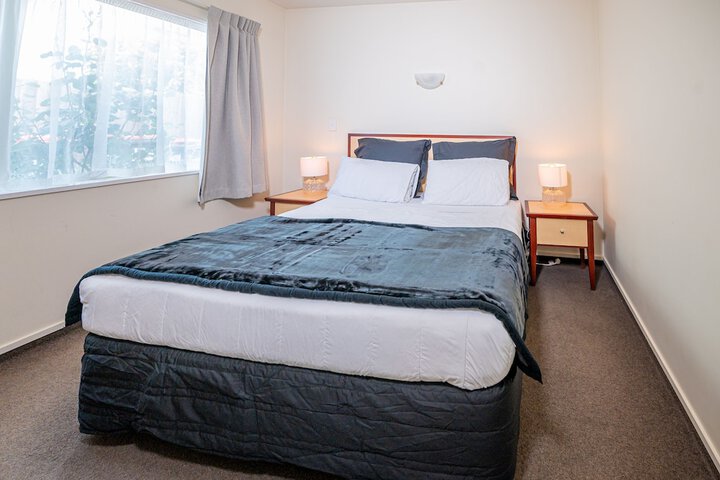 Room 3 of 20