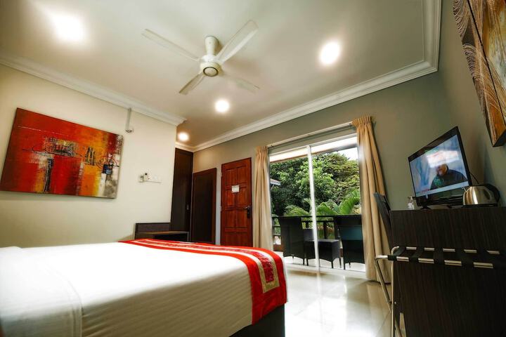 Room 8 of 60