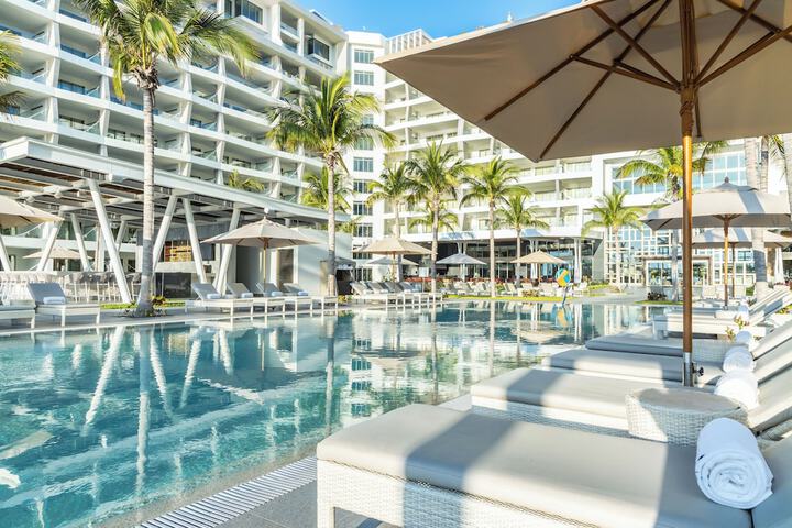 Hotel 120 of 139