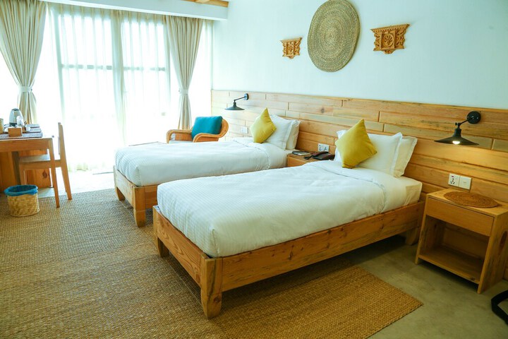 Room 21 of 49