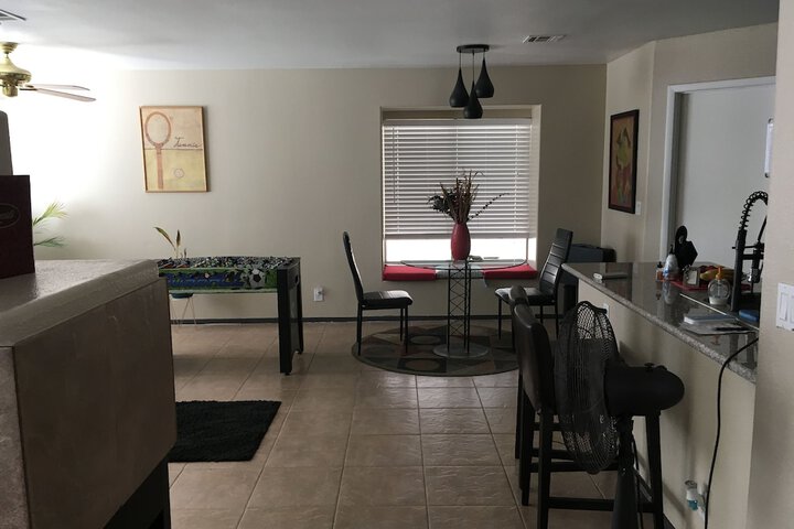 Room 13 of 30