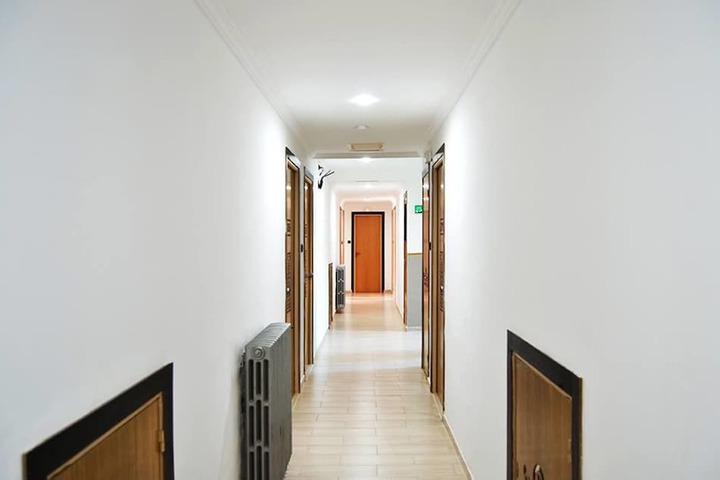 Ballroom/Hall 19 of 22
