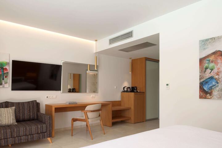 Room 40 of 160