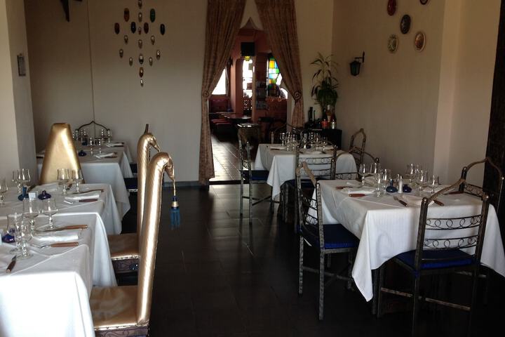 Dining 2 of 19