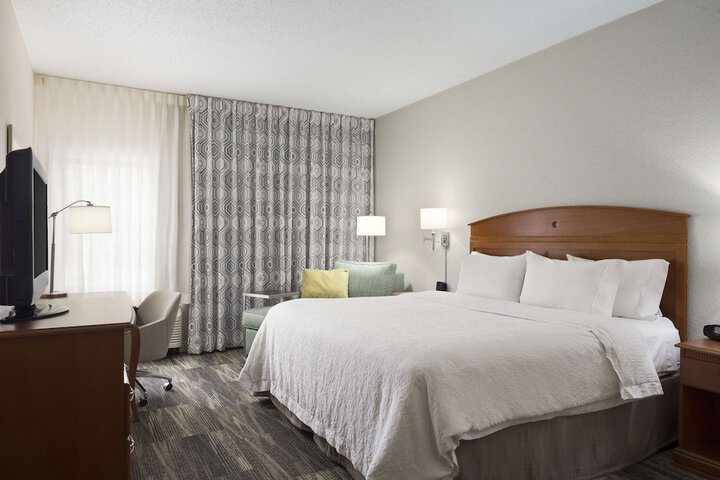 1 King Bed (13 of 13)