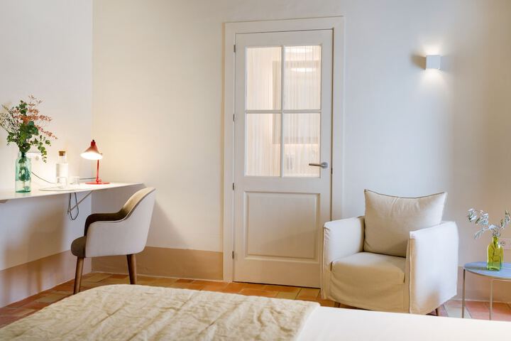 Room 21 of 40