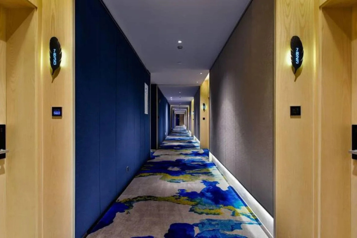 Room 7 of 15