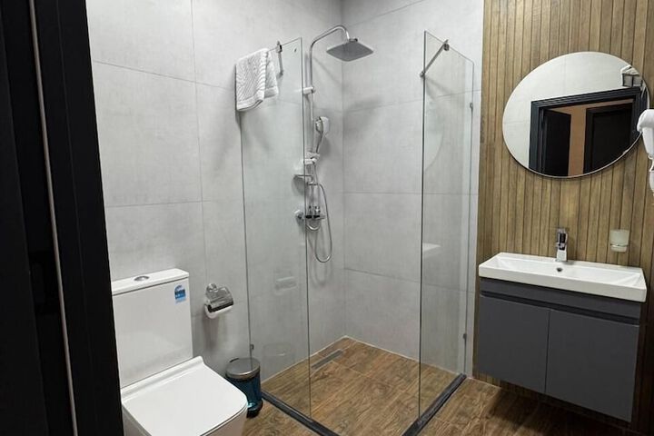 Room 12 of 31