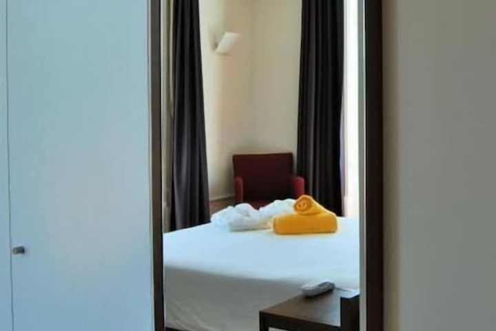 Room 17 of 62