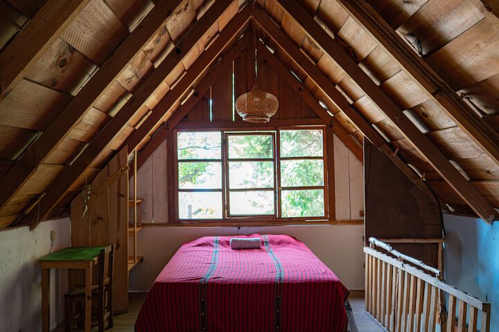 Room 10 of 24