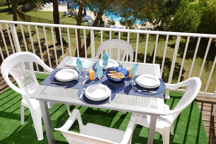 Terrace/Patio 7 of 16