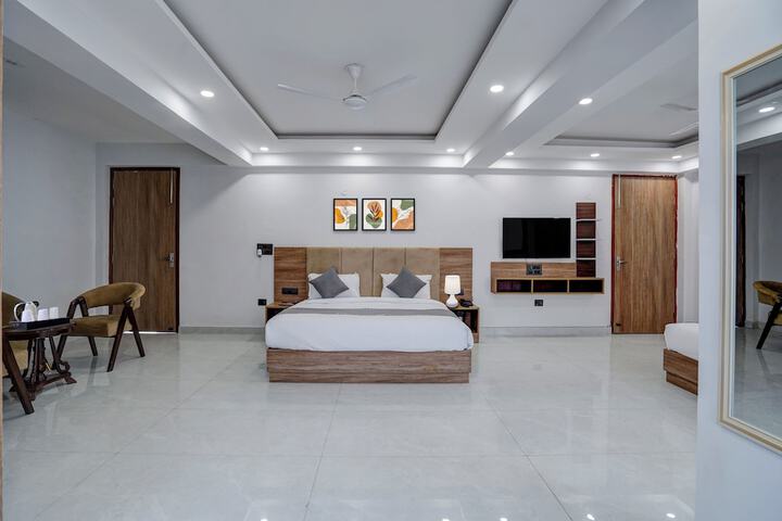 Room 19 of 47
