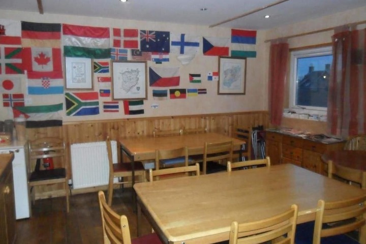 Lounge 19 of 23