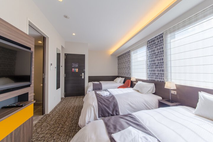 Room 21 of 66
