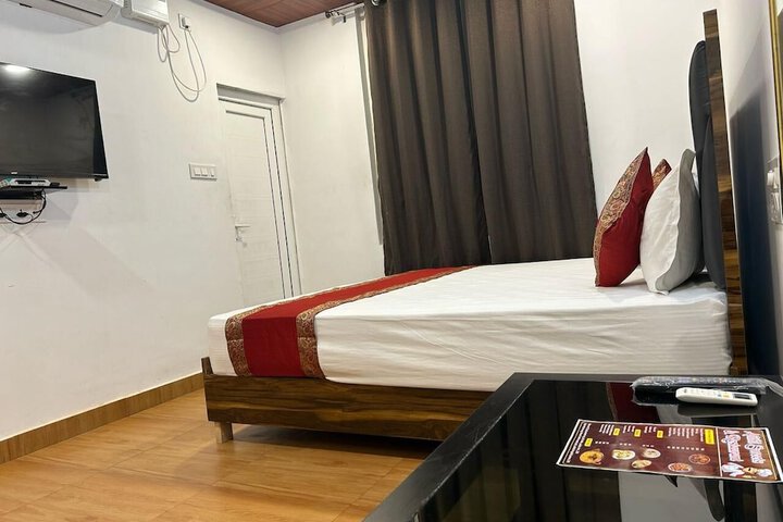 Room 24 of 78
