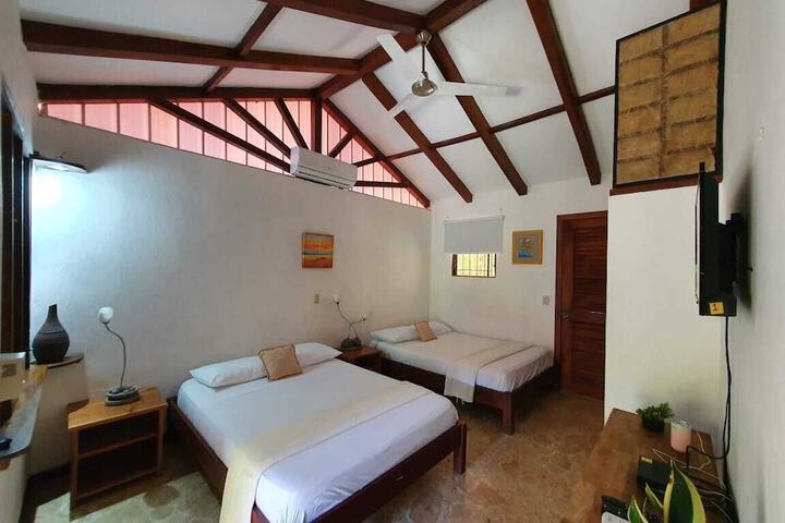 Room 10 of 98