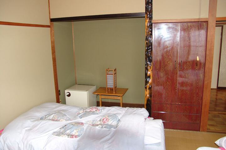 Room 19 of 58